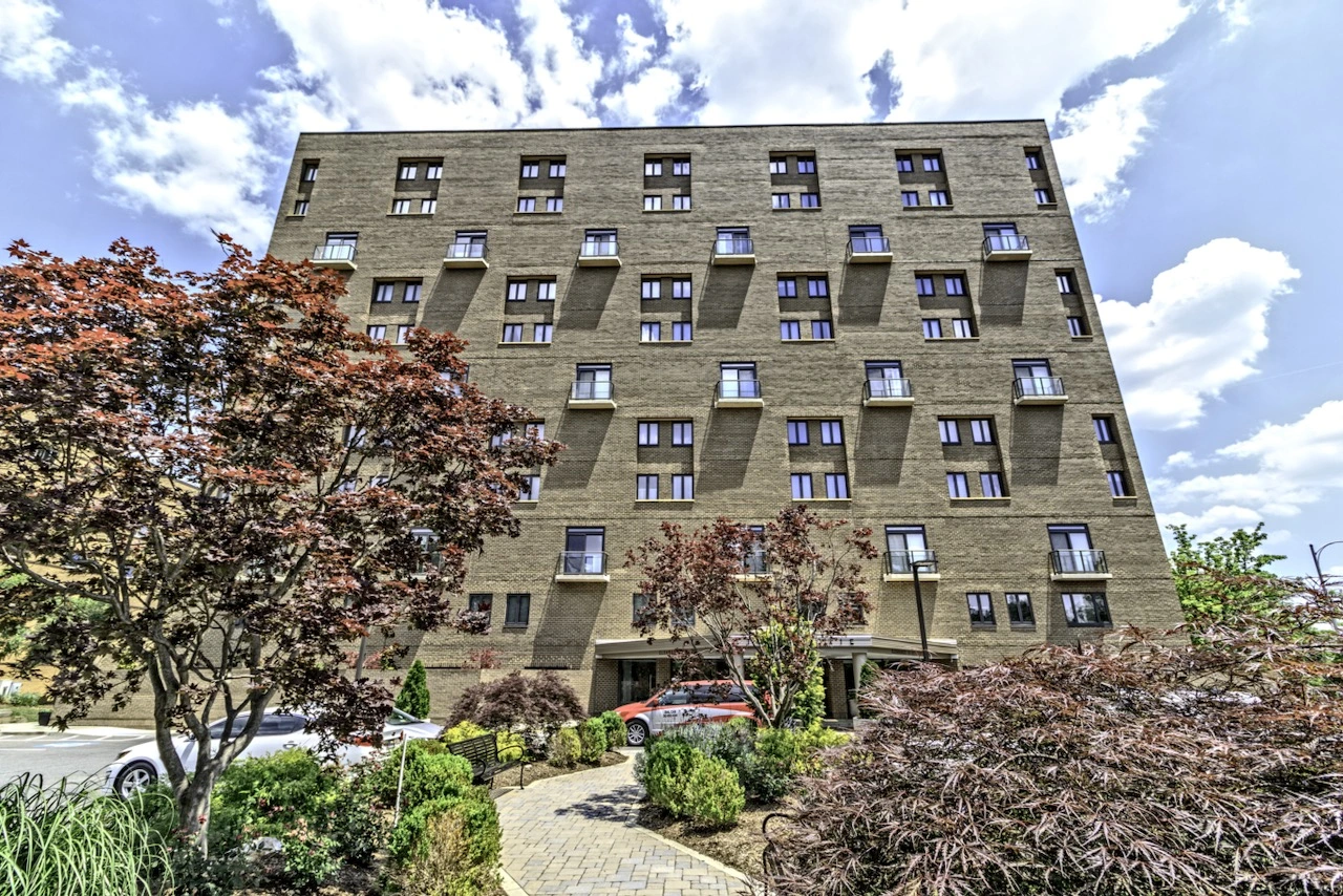 Experience luxury living at its finest at the Wesley Condo in Arlington